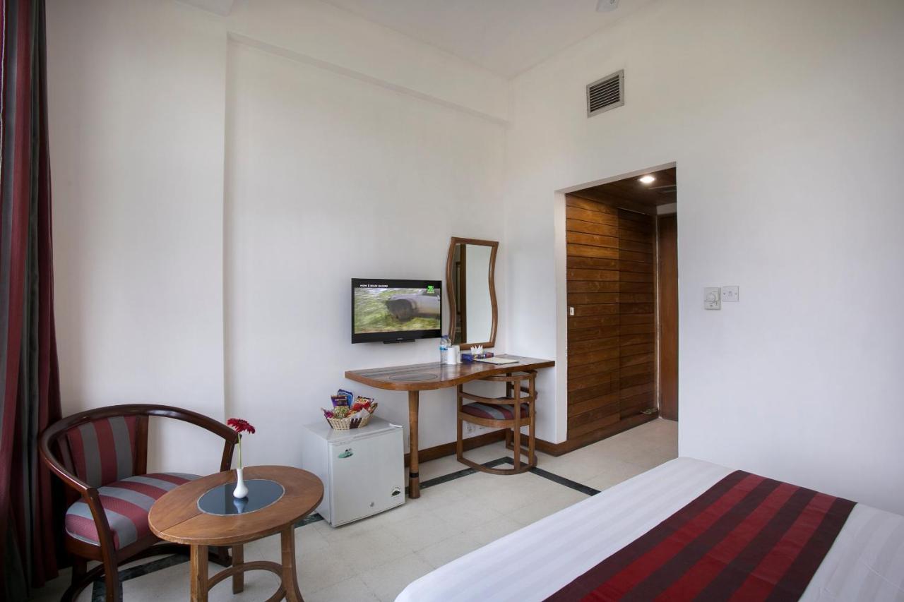 Seagull Hotel Ltd 库克斯巴扎 外观 照片